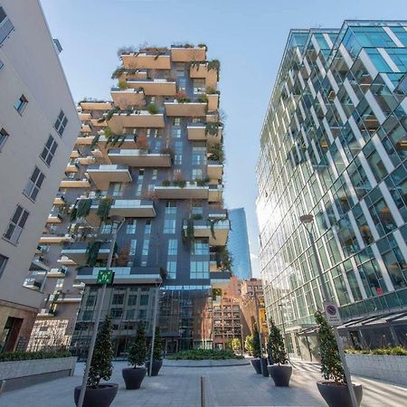 Joivy 1Br Apt In Isola With Stunning View To Bosco Verticale Milano Esterno foto