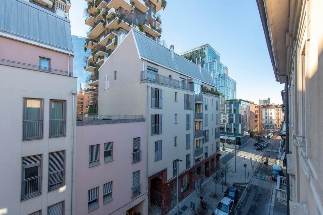 Joivy 1Br Apt In Isola With Stunning View To Bosco Verticale Milano Esterno foto