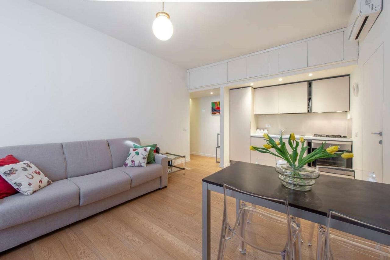 Joivy 1Br Apt In Isola With Stunning View To Bosco Verticale Milano Esterno foto
